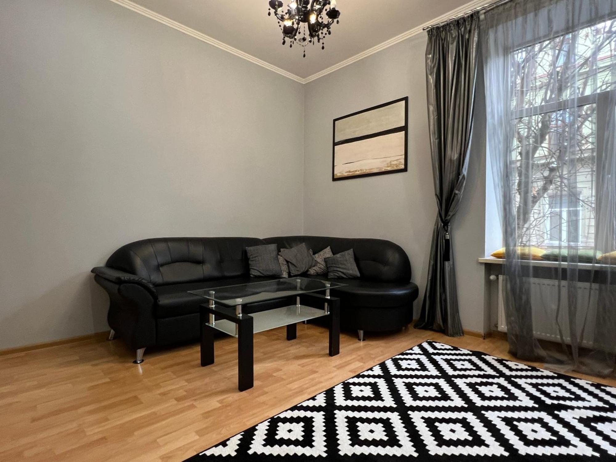 Apartments On Skoryka Str Львів Екстер'єр фото